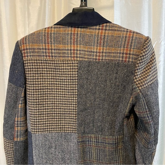 Vintage International Scene wool blazer, size small, herringbone and plaid - Picture 16 of 16